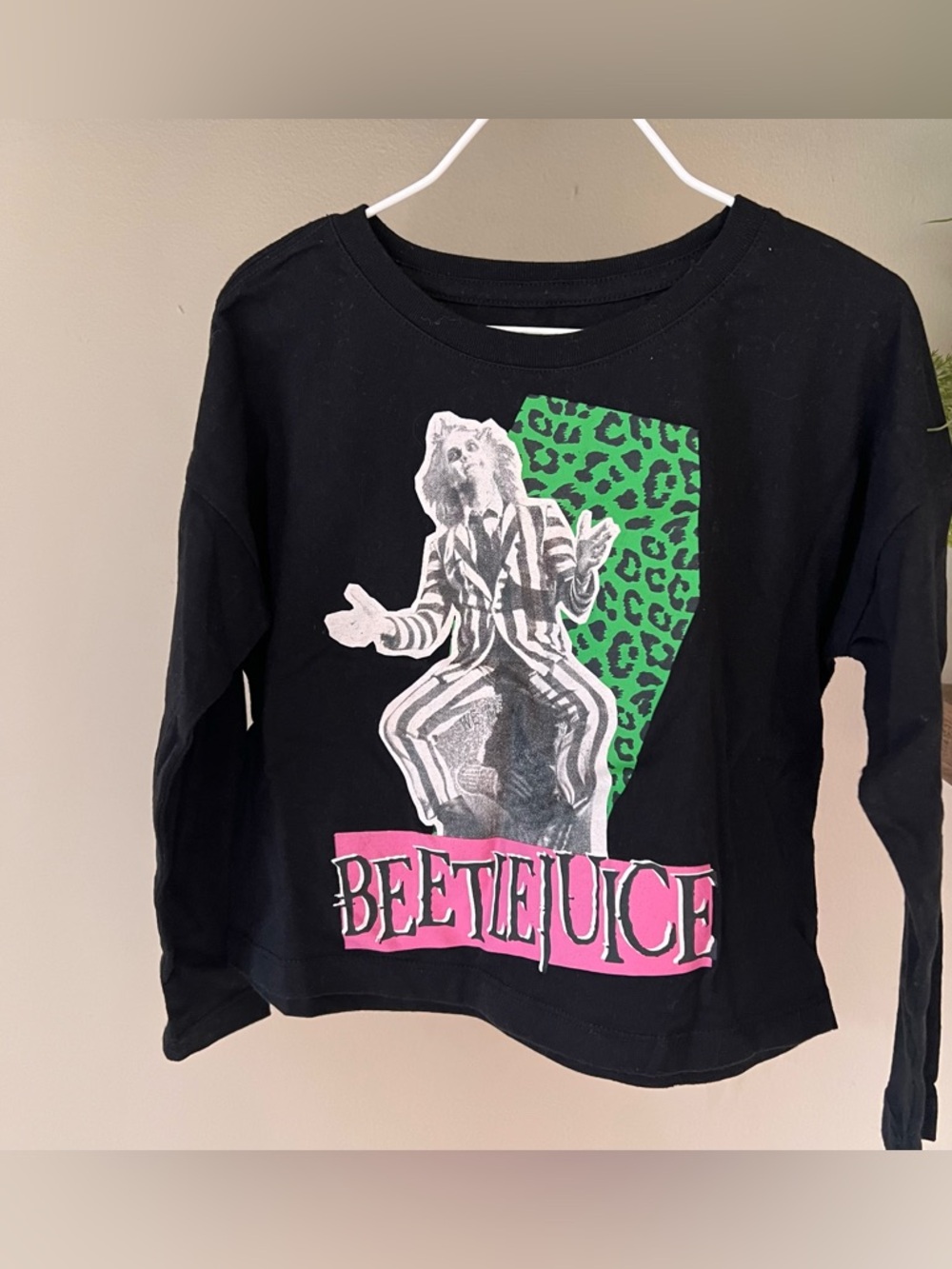 Beetlejuice top